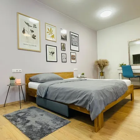 Apartment Salon Des Fleurs Linz-landstrasse *