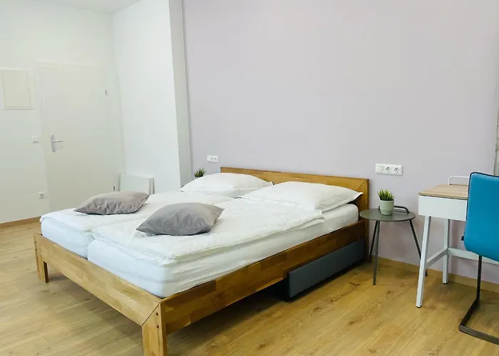 Salon Des Fleurs Linz-landstrasse Λιντς