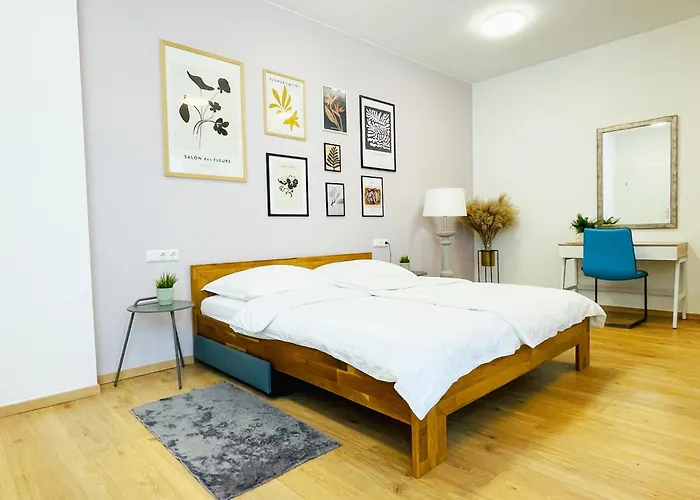 Salon Des Fleurs Linz-landstrasse Apartmán Linec